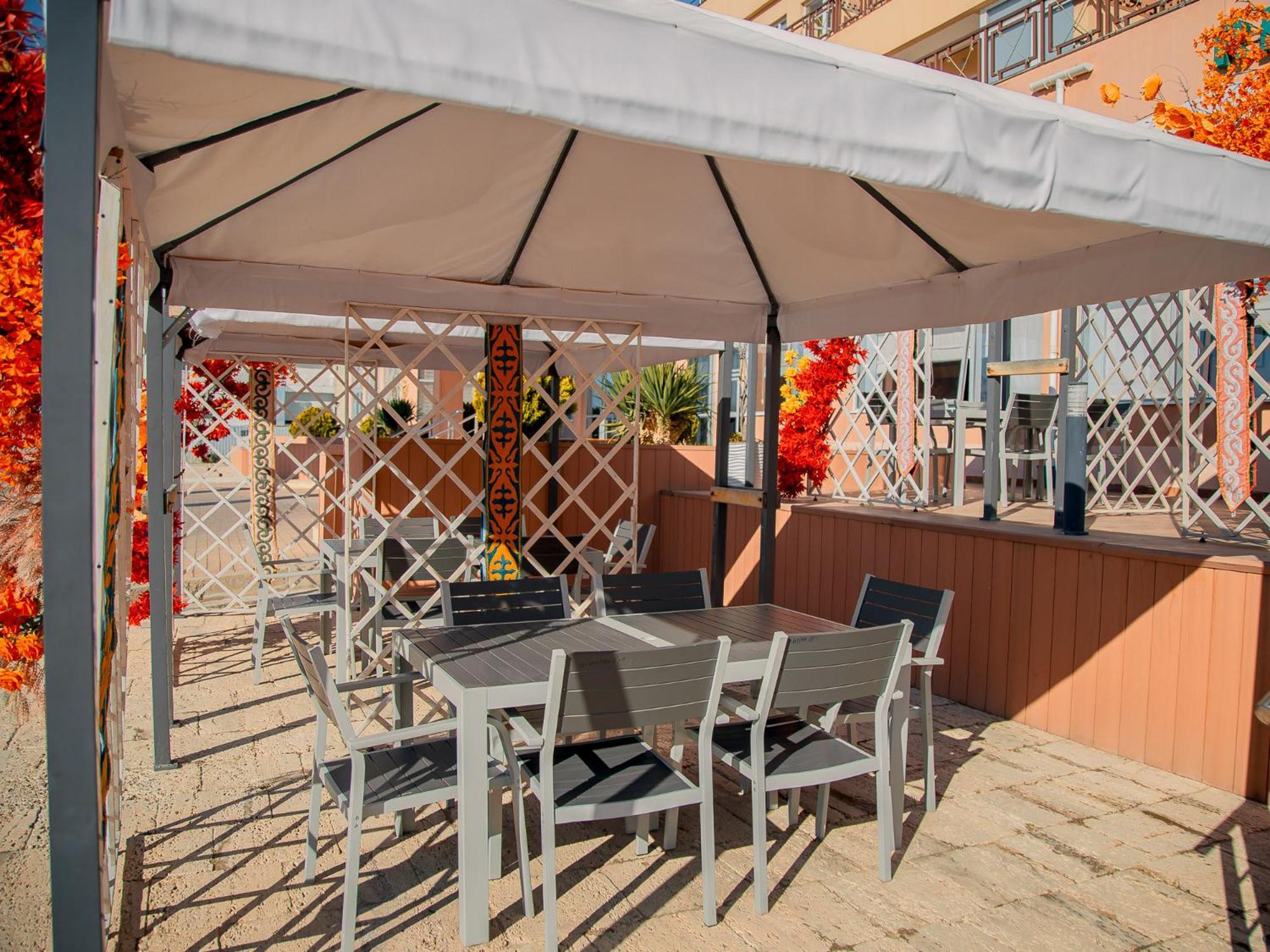 Miramar Apart Hotel & Spa Aktau  Extérieur photo